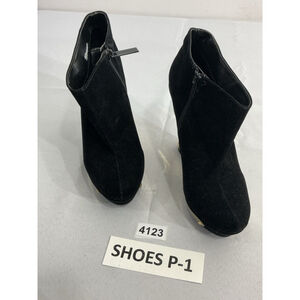 Womans Posh Booties Black Velvet Wedge Side Zip Gold Accent 8.5